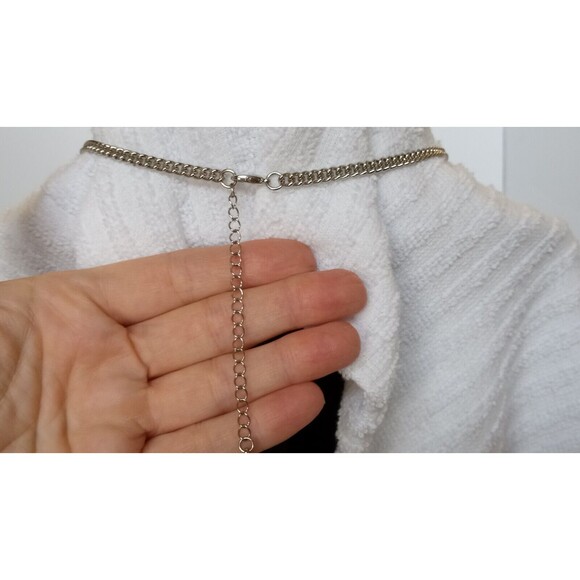 Cranberry Faceted Resin Bib Statement Necklace - Picture 7 of 7